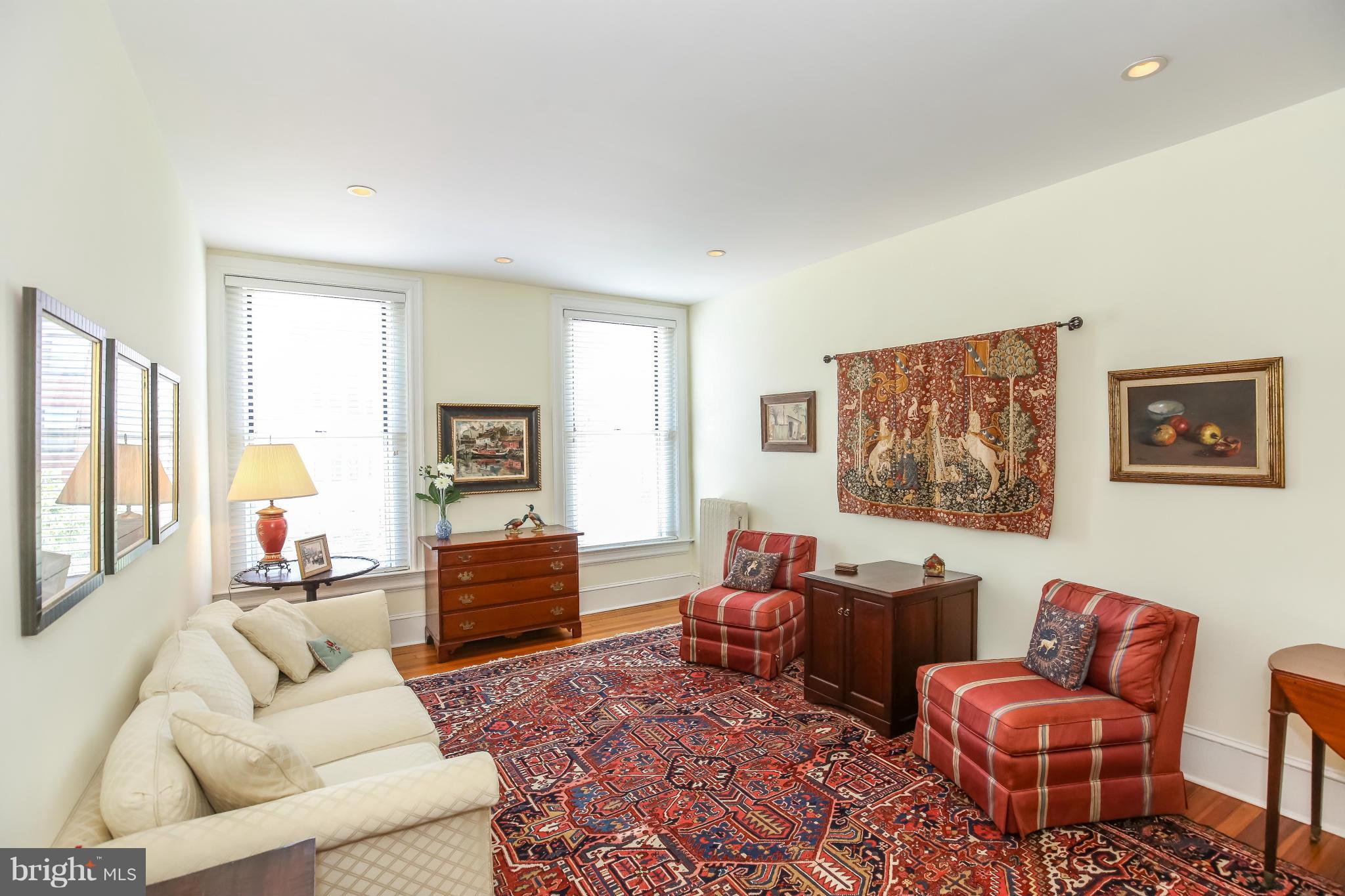 2006 Columbia Road Northwest, Unit 20 Washington, DC 20009 - Photo 3 of 15 Living Room