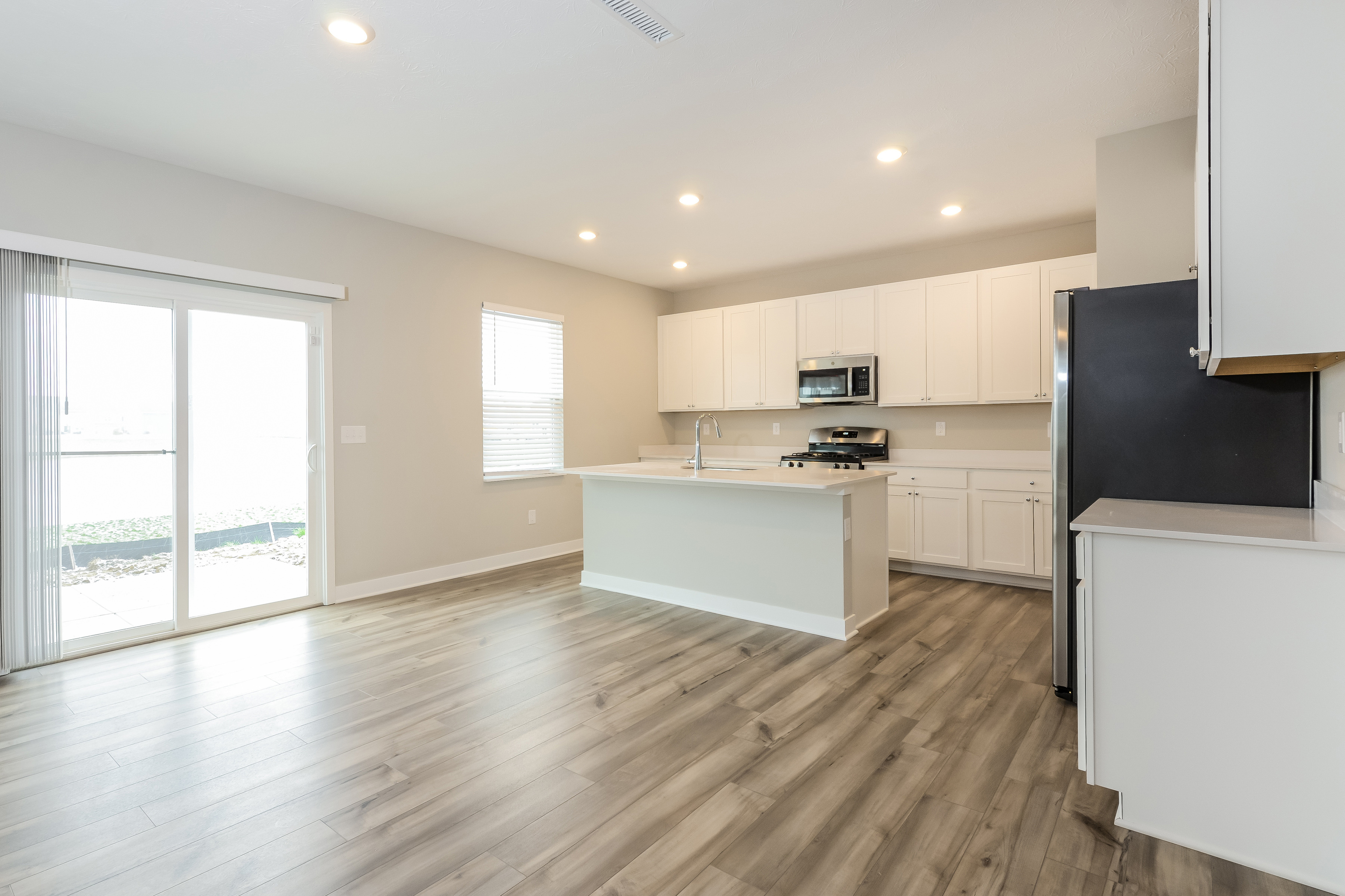 9215 Larson Drive Pendleton, IN 46064 - Photo 6 of 17