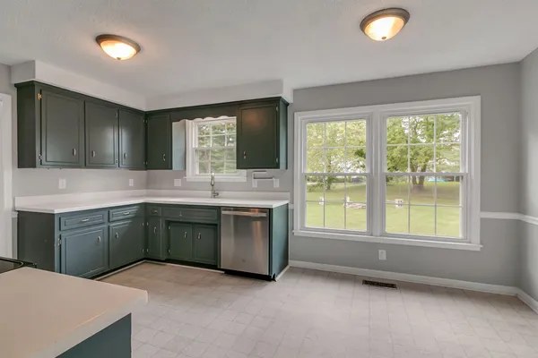 $1,600 | 900 Cimarron Court, Clarksville, TN 37042