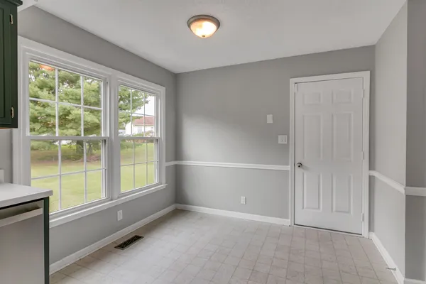 $1,600 | 900 Cimarron Court, Clarksville, TN 37042