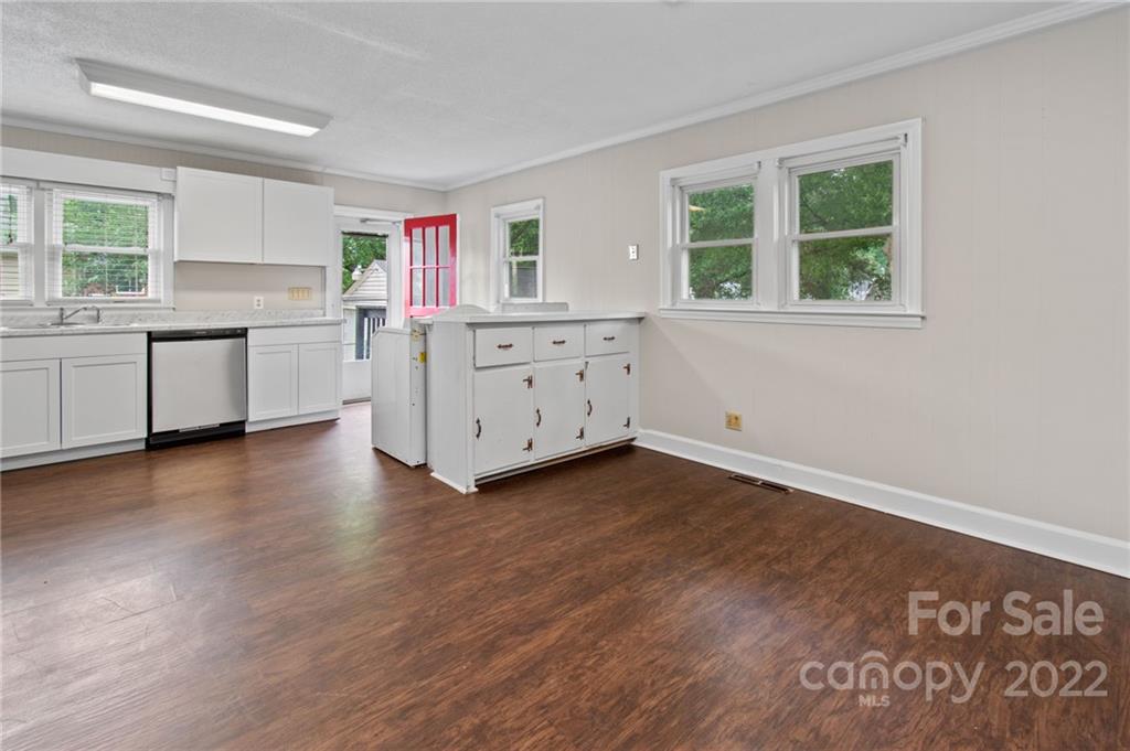 416 Ruth Avenue Kannapolis, NC 28083 - Photo 9 of 26 Gallery Image 9