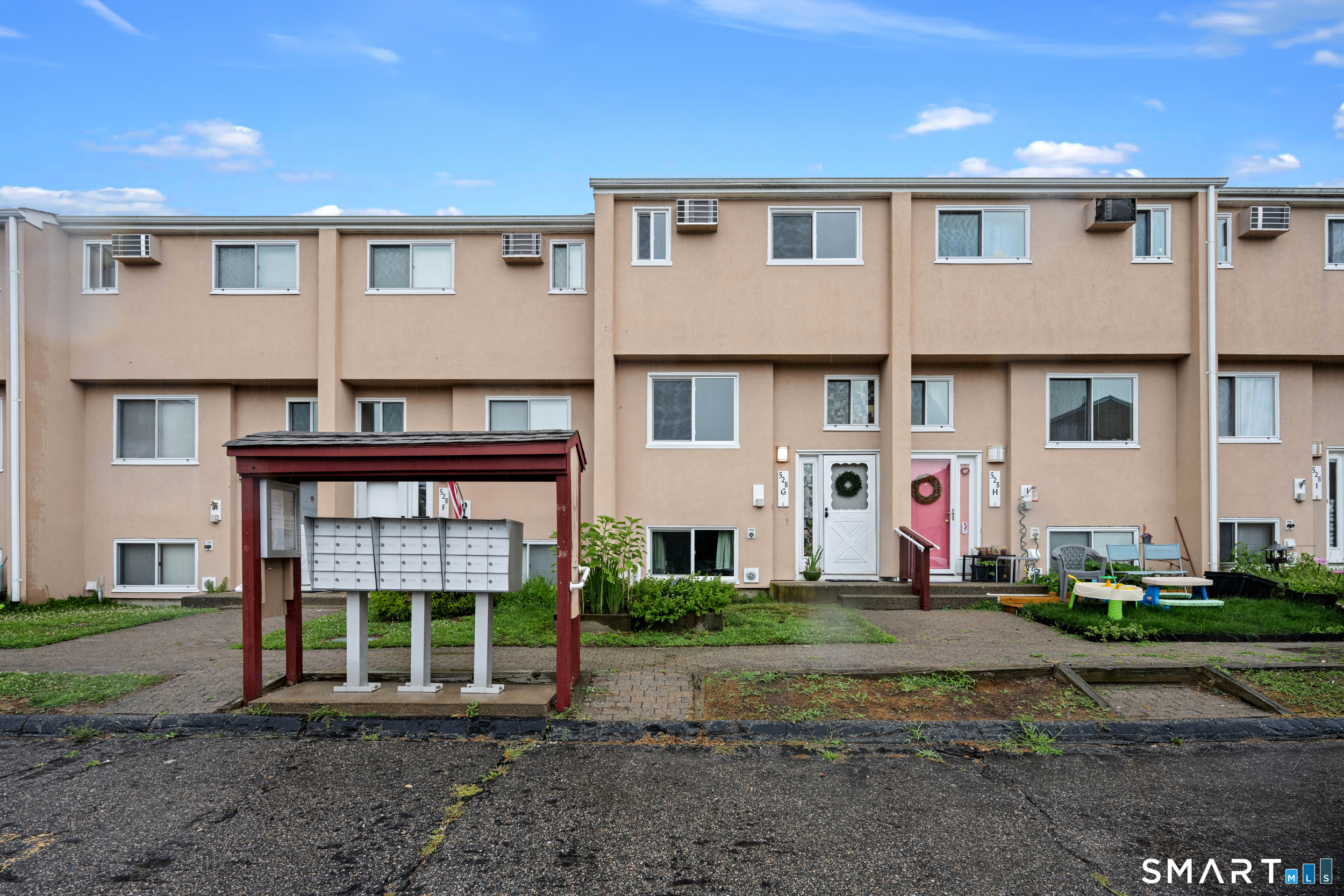 528 Shennecossett Road, Unit G Groton, CT 06340 - Photo 1 of 22