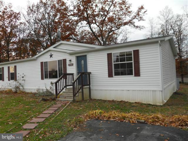 13142 Goldizen Lane Clear Spring, MD 21722 - Photo 2 of 18 Exterior (Front)