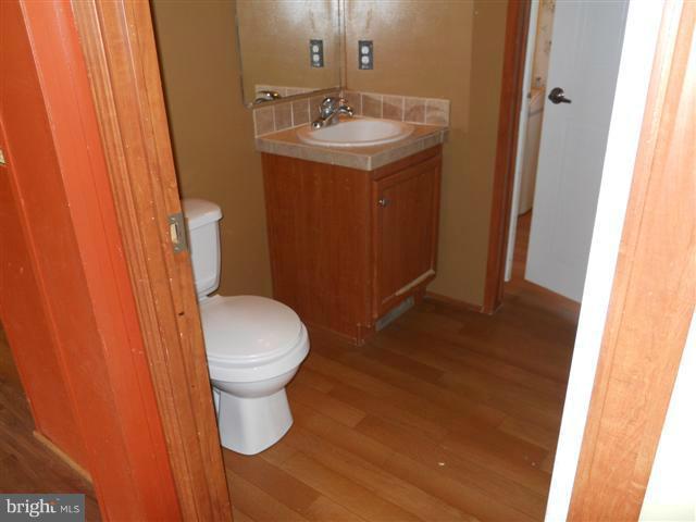 13142 Goldizen Lane Clear Spring, MD 21722 - Photo 16 of 18 Bath
