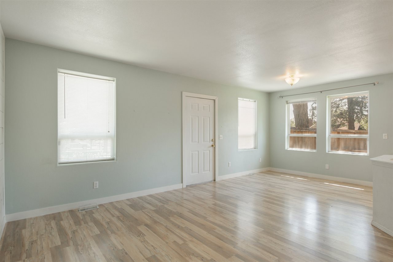 4 West 3rd Street Cheney, WA 99004 - Photo 2 of 20 Gallery Image 2