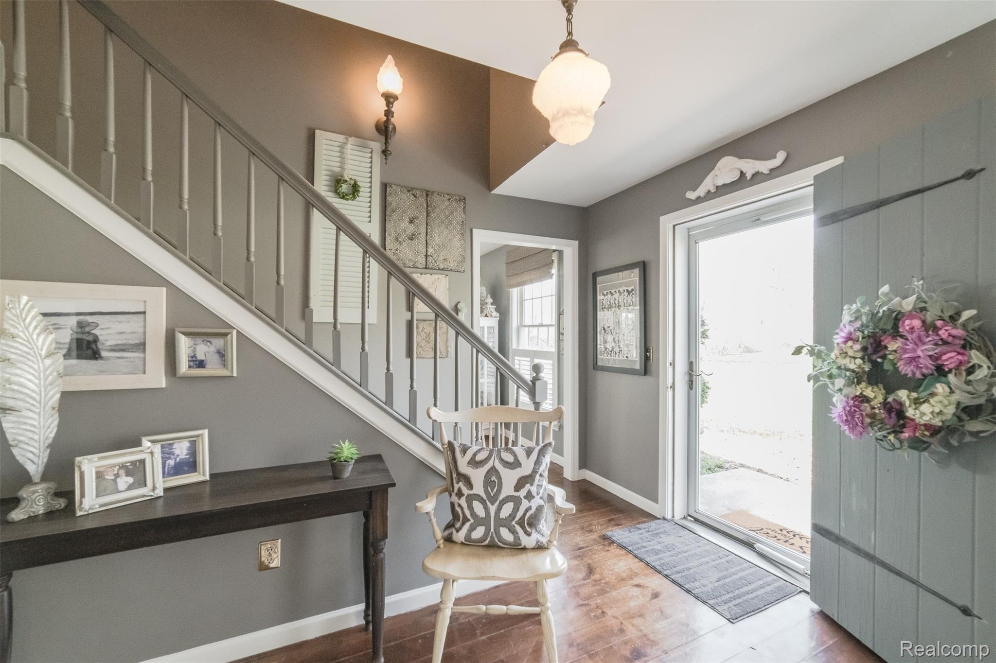 2926 Curtis Road Leonard, MI 48367 - Photo 3 of 28 Entry.jpg