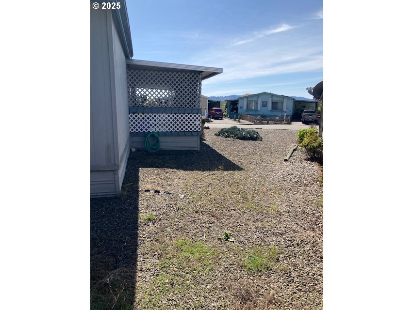 612 Shadow Ranch Lane Roseburg, OR 97470 - Photo 24 of 26 Gallery Image 24