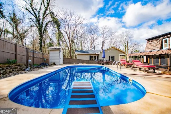 $329,900 | 210 Don Rich Drive, Carrollton, GA 30117