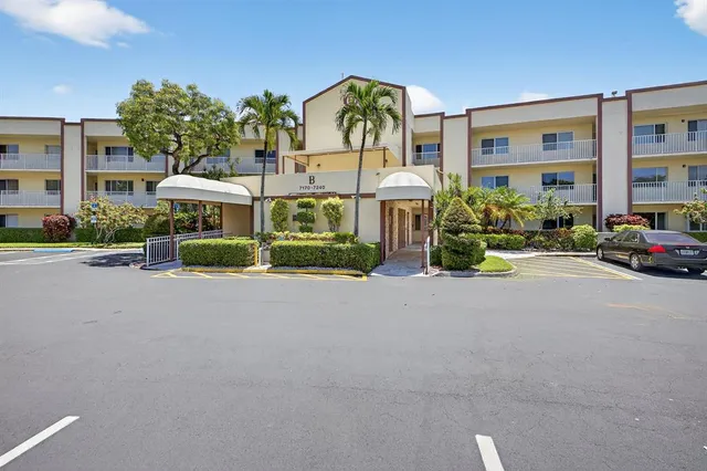 $1,900 | 7214 South Devon Drive, Unit 7214, Tamarac, FL 33321