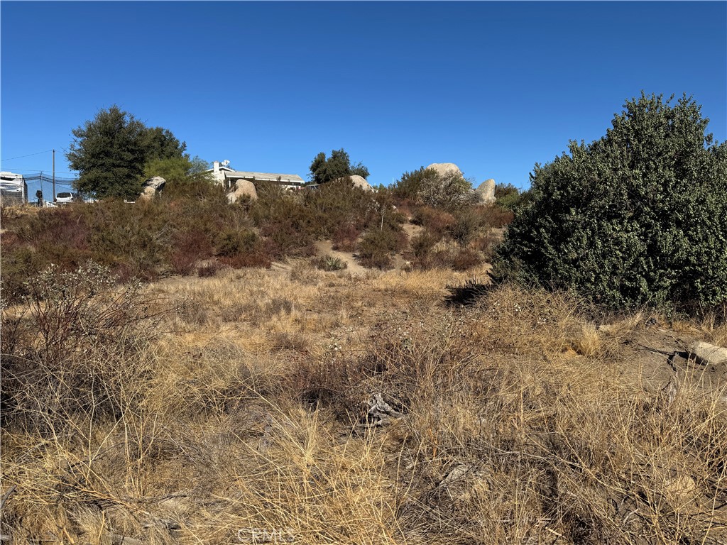 0 Ballinger Road Hemet, CA 92544 - Photo 7 of 9 a view of a dry yard