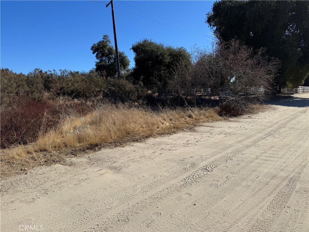 0 Ballinger Road Hemet, CA 92544 - Photo 9 of 9 a backyard of a house