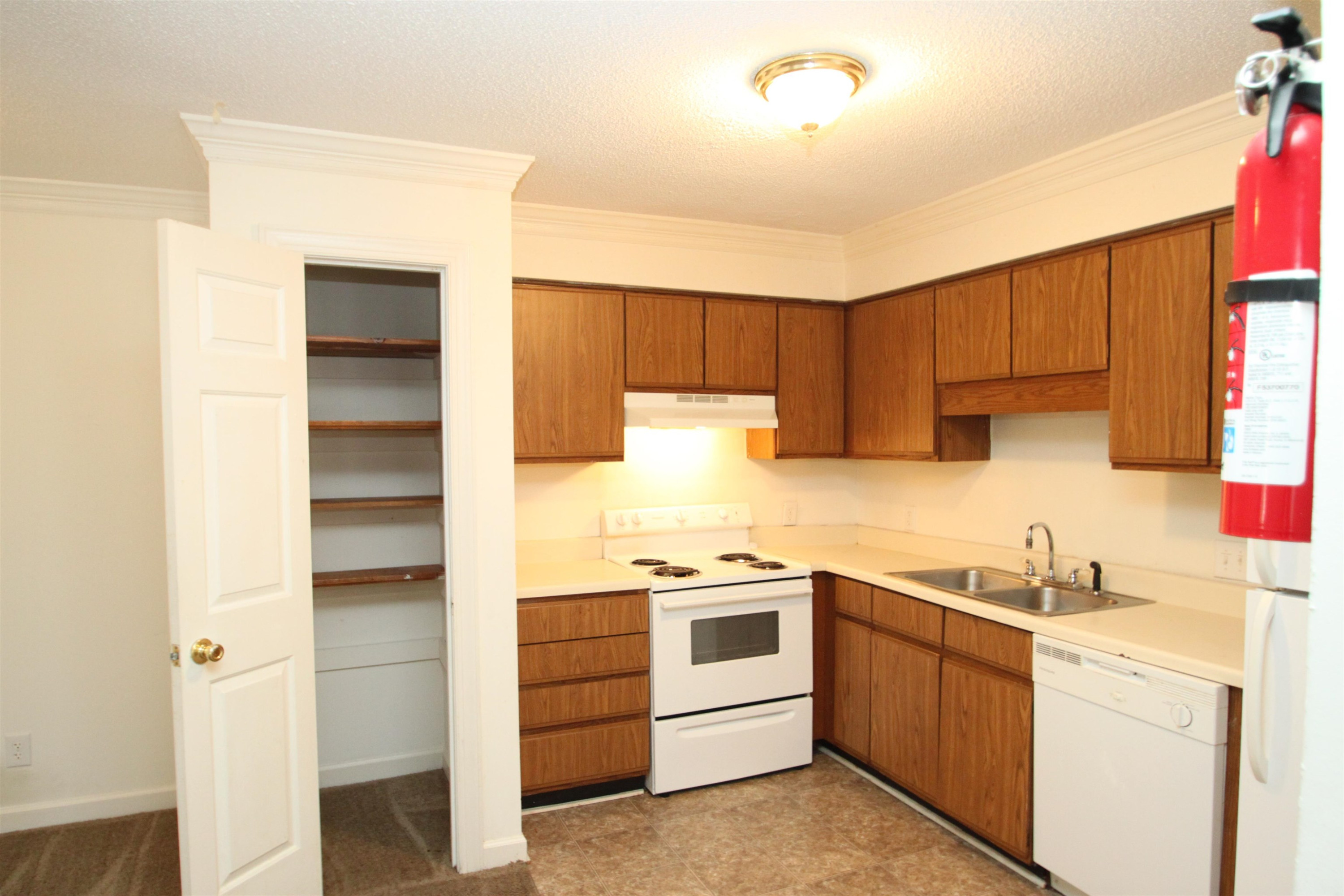 3537 Ivy Commons Drive, Unit 202 Raleigh, NC 27606 - Photo 16 of 51 Pantry