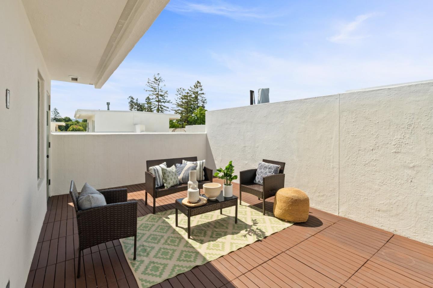 525 Fierro Loop Campbell, CA 95008 - Photo 38 of 48 a living room with furniture and wooden floor