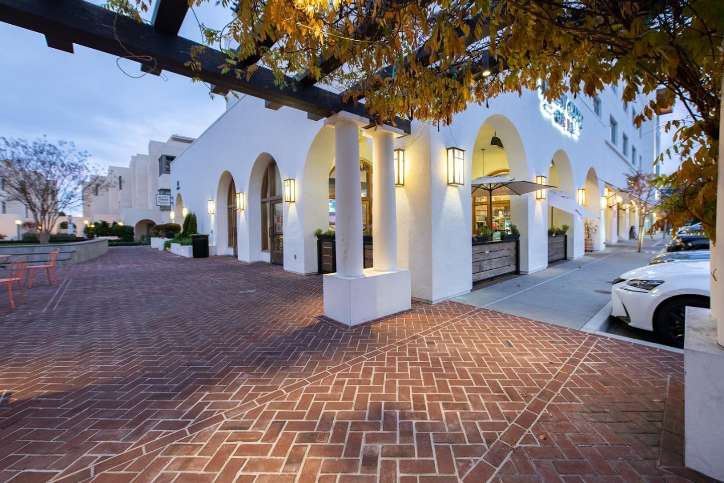 525 Fierro Loop Campbell, CA 95008 - Photo 47 of 48 a front view of a building