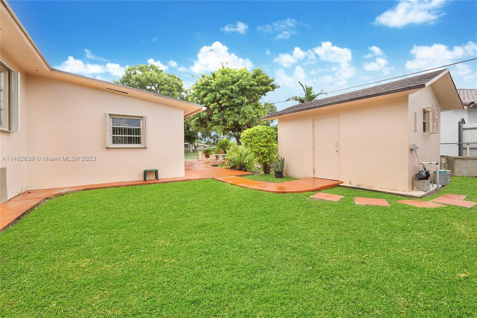 7480 Southwest 29th Street Miami, FL 33155 - Photo 14 of 15 Gallery Image 14