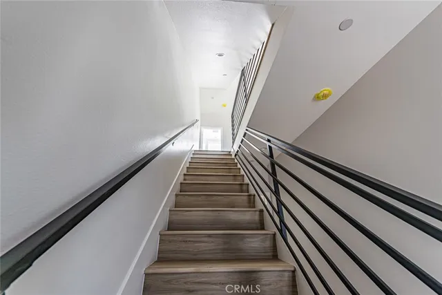 $3,762 | 6700 Balboa Boulevard, Unit 1, Van Nuys, CA 91406