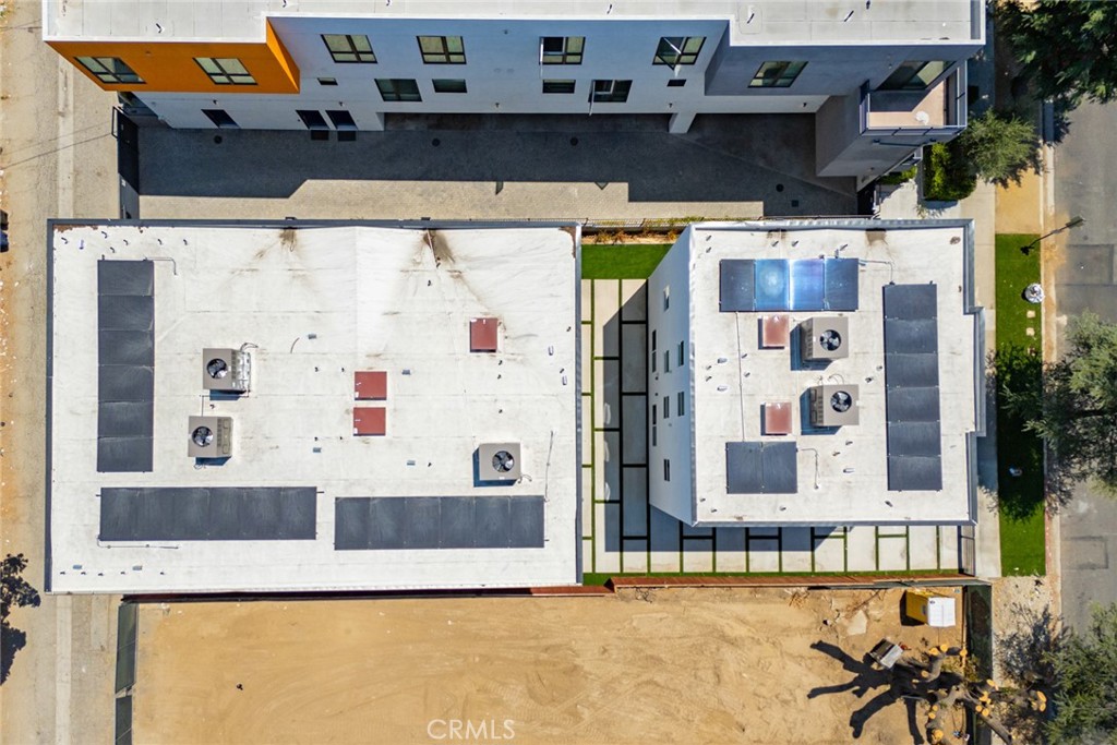 6700 Balboa Boulevard, Unit 1 Van Nuys, CA 91406 - Photo 53 of 54 a view of parking area