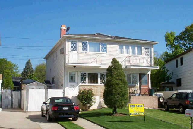 82 Mayberry Promenade Staten Island, NY 10312 - Photo 1 of 1 Primary Photo