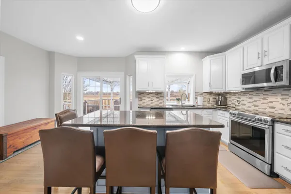 $585,000 | 1042 Equestrian Drive, South Lyon, MI 48178