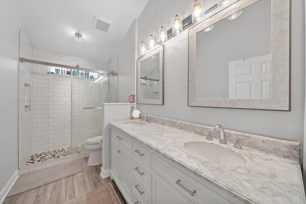 $585,000 | 1042 Equestrian Drive, South Lyon, MI 48178