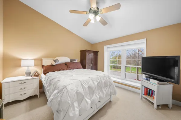 $585,000 | 1042 Equestrian Drive, South Lyon, MI 48178