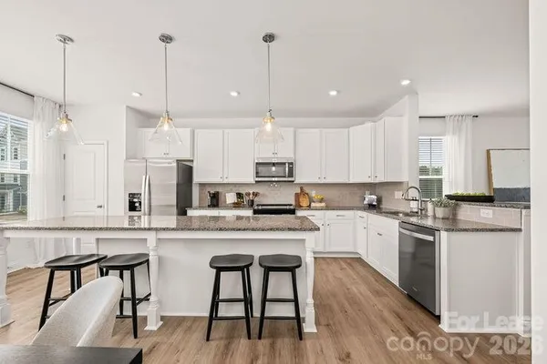 $2,575 | 1018 Fairway Green Lane, Unit LANDON 4BR, Charlotte, NC 28216