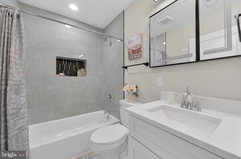 5635 West Shady Side Road Churchton, MD 20733 - Photo 18 of 31