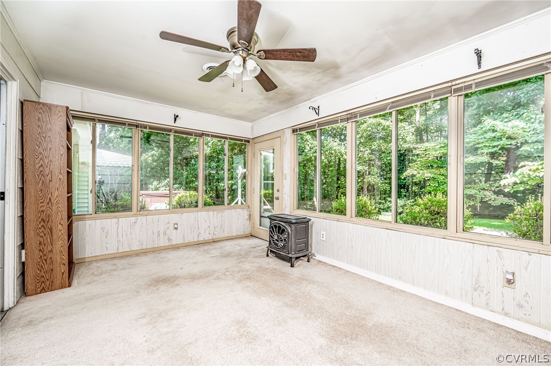 531 Huntington Road Colonial Heights, VA 23834 - Photo 21 of 25 Additional Room 1, Florida Room, view to the exit