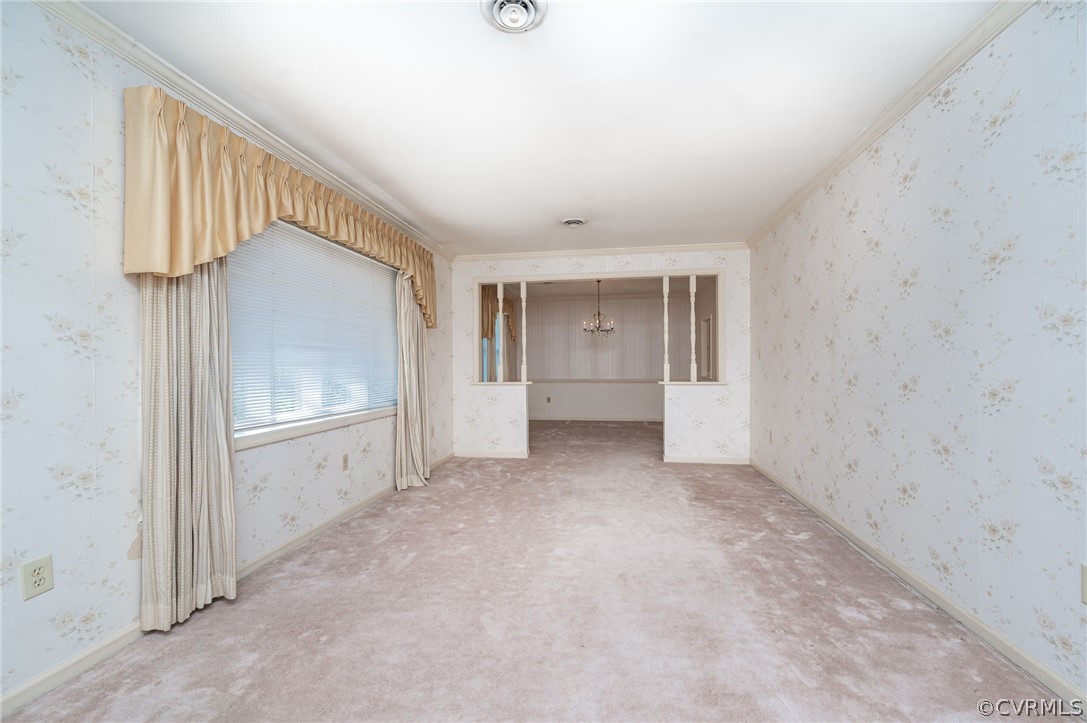531 Huntington Road Colonial Heights, VA 23834 - Photo 4 of 25 Formal living room with front door entrance to the