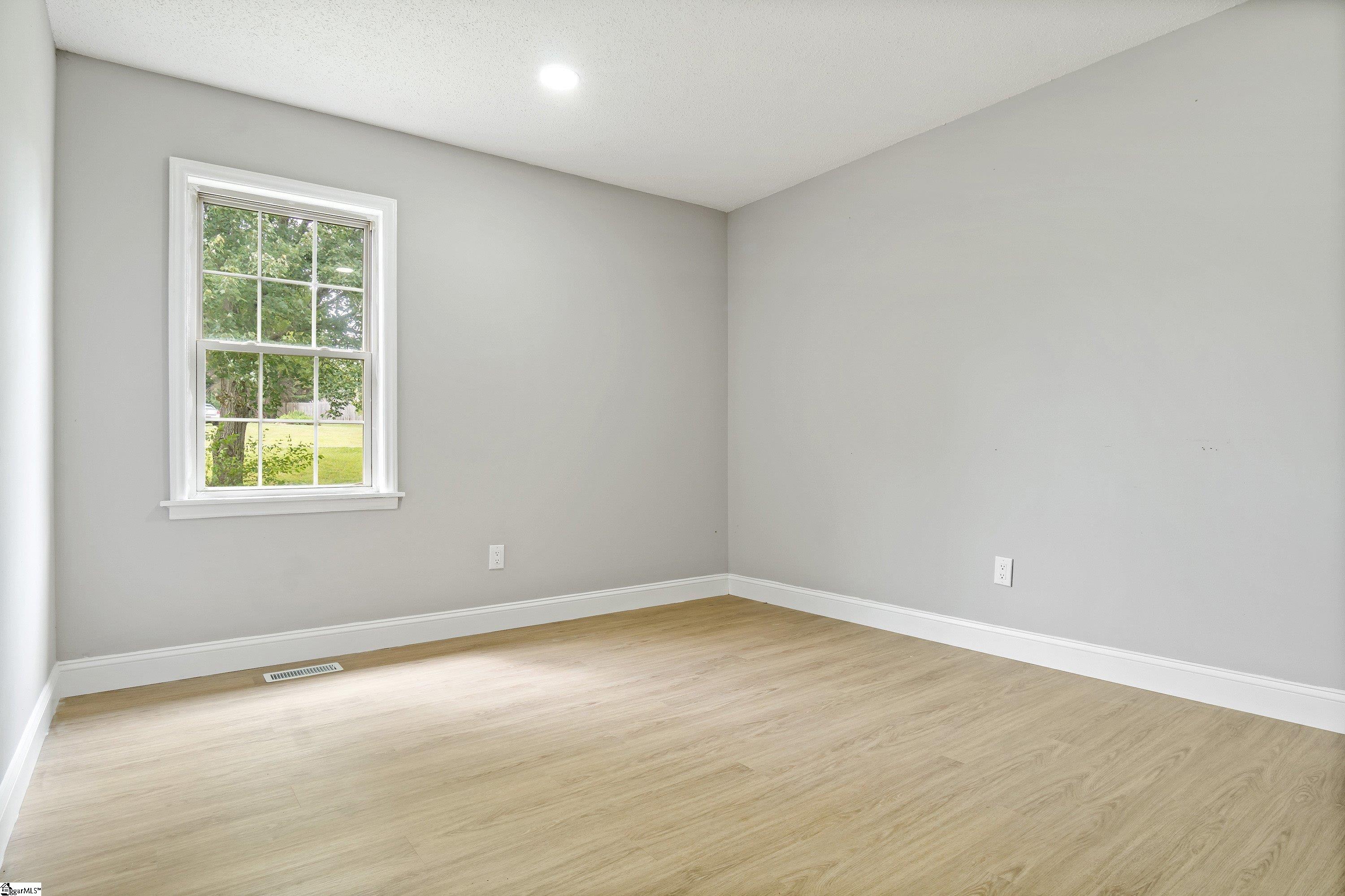 224 Orchard Grove Road Campobello, SC 29322 - Photo 7 of 9