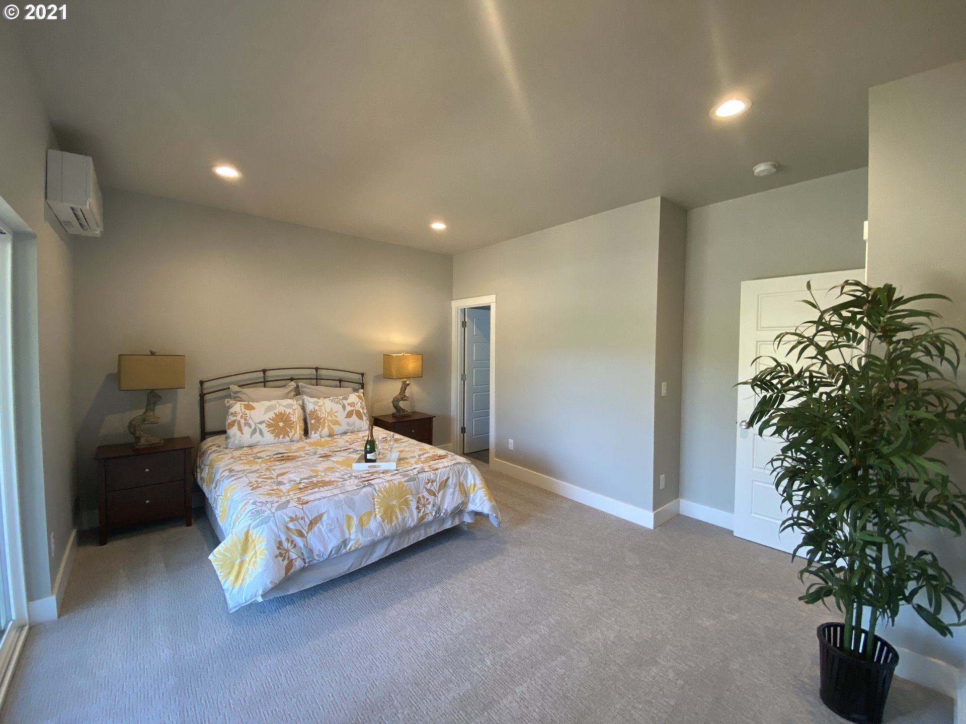 1027 South 57th Street Springfield, OR 97478 - Photo 12 of 31 Gallery Image 12