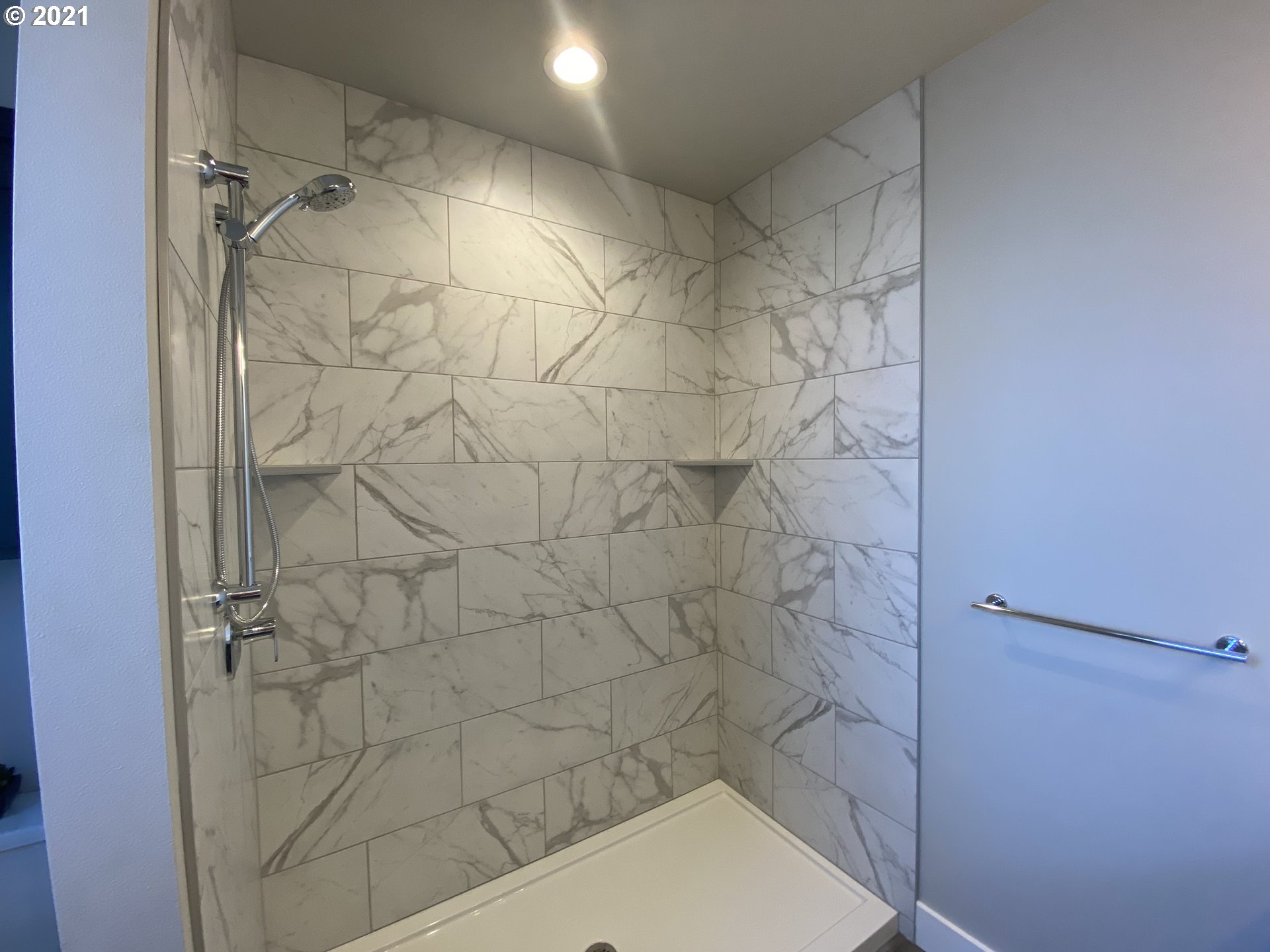 1027 South 57th Street Springfield, OR 97478 - Photo 15 of 31 Gallery Image 15