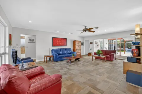 $1,290,000 | 1004 Orange Isle, Fort Lauderdale, FL 33315