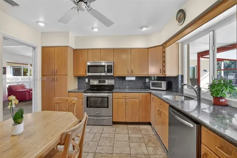 $1,290,000 | 1004 Orange Isle, Fort Lauderdale, FL 33315