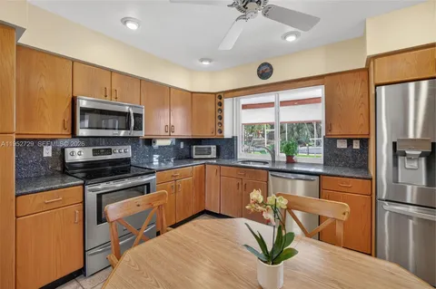 $1,290,000 | 1004 Orange Isle, Fort Lauderdale, FL 33315