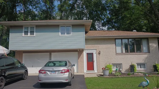 $3,200 | 16431 Mayleon Drive, Plainfield, IL 60586