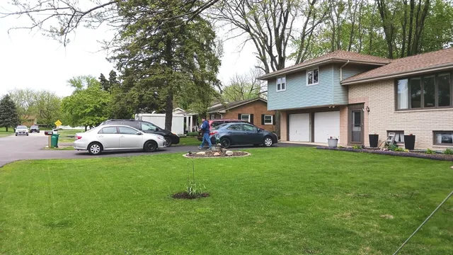 $3,200 | 16431 Mayleon Drive, Plainfield, IL 60586