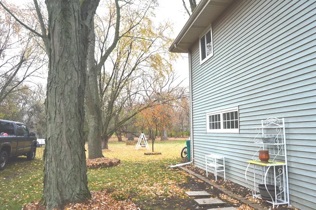 $3,200 | 16431 Mayleon Drive, Plainfield, IL 60586