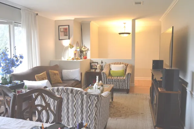 $3,200 | 16431 Mayleon Drive, Plainfield, IL 60586