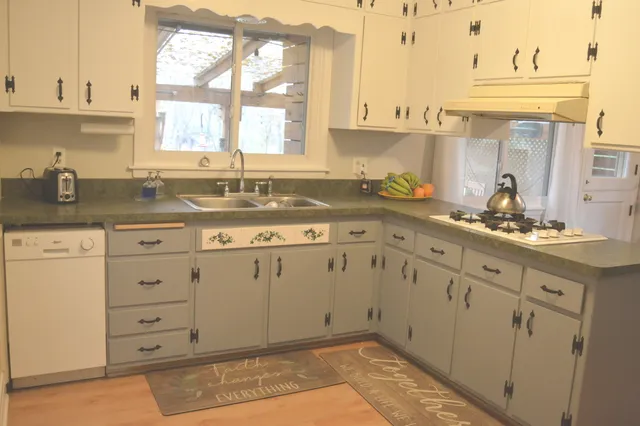 $3,200 | 16431 Mayleon Drive, Plainfield, IL 60586