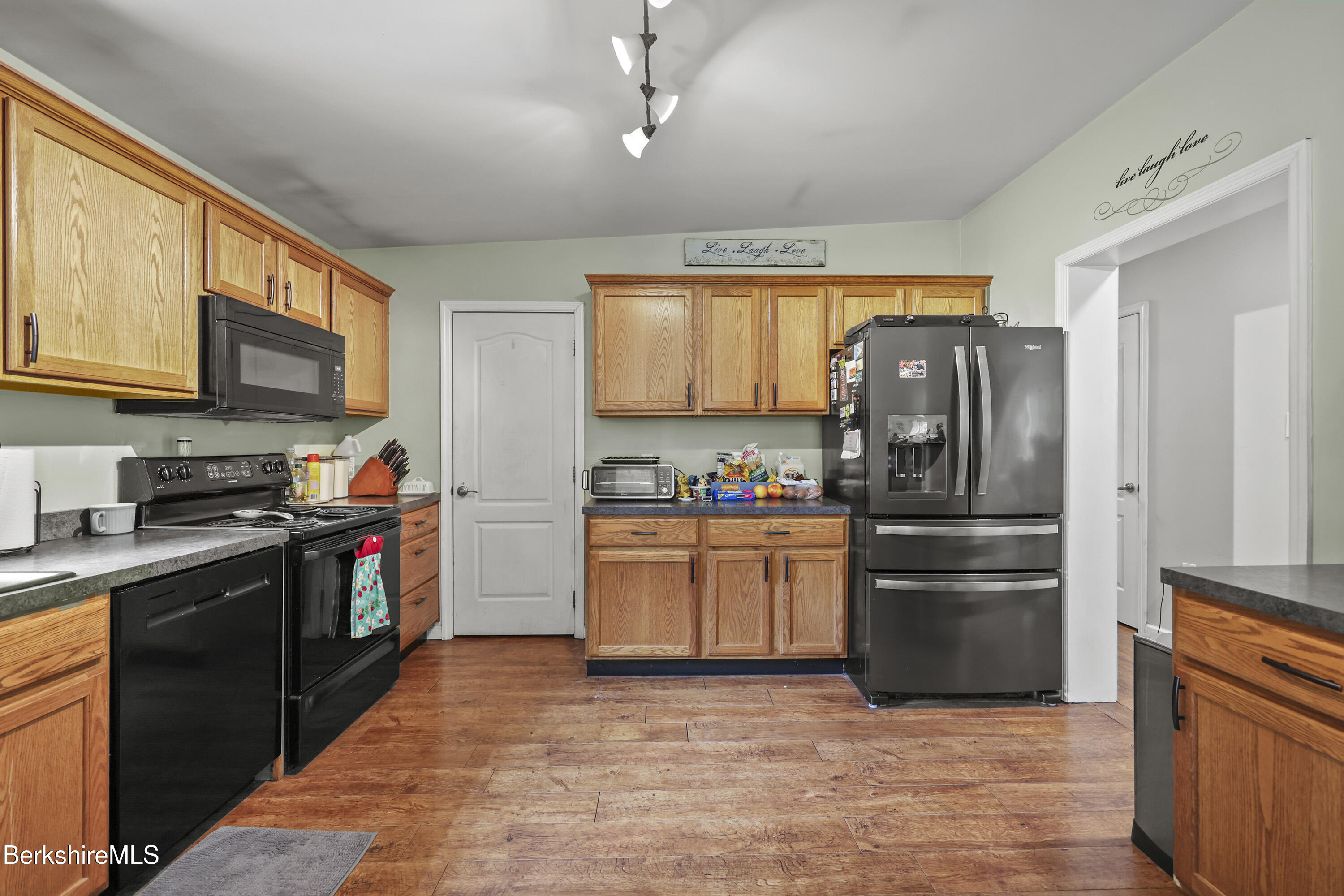32 Scott Road Savoy, MA 01256 - Photo 22 of 52 57 Kitchen