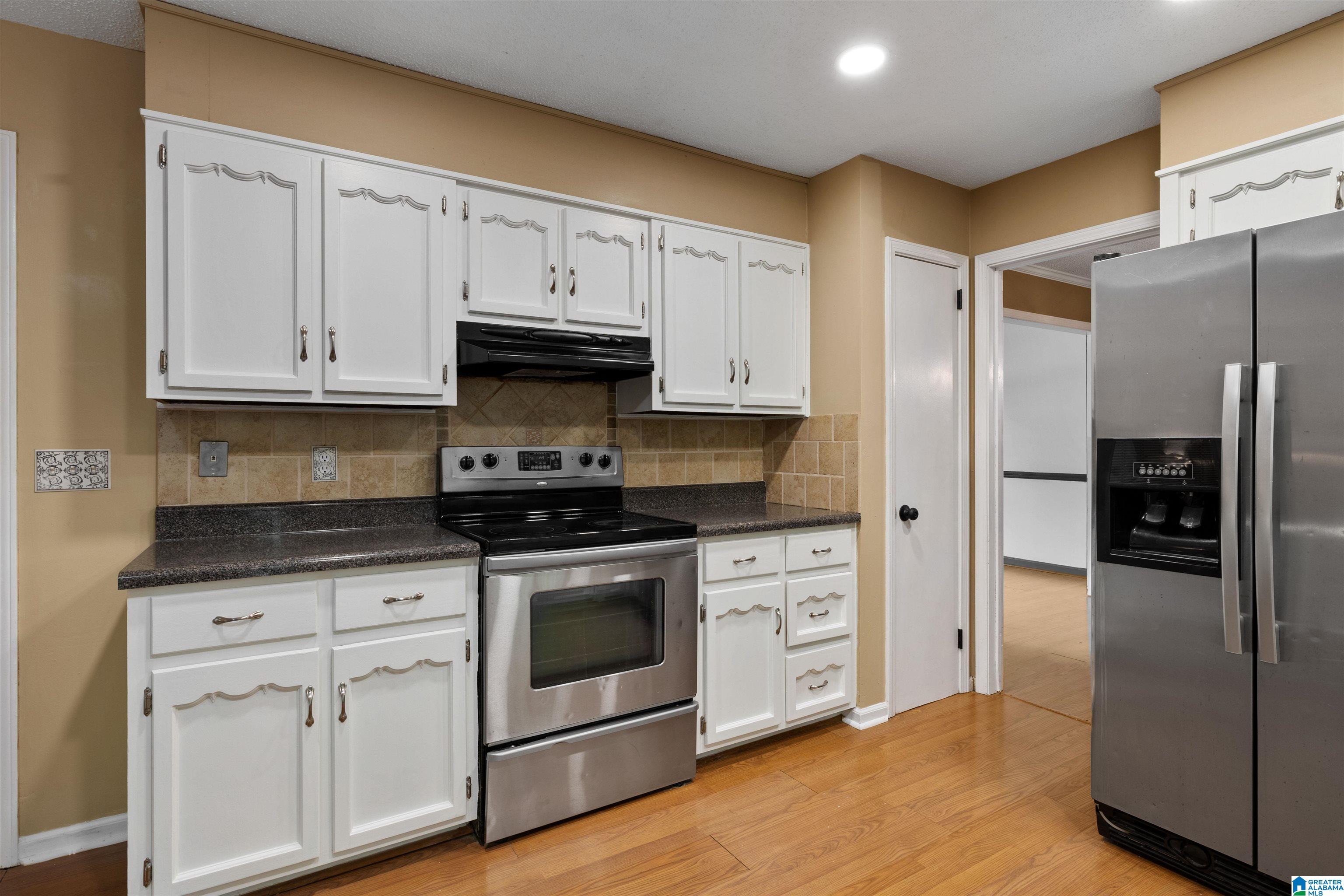 151 Mission Drive Alabaster, AL 35007 - Photo 10 of 26