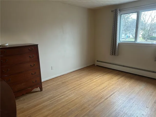 $255,000 | 40 Flagstaff Drive, Irondequoit, NY 14622