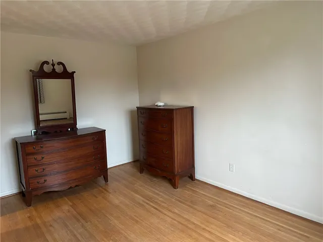 $255,000 | 40 Flagstaff Drive, Irondequoit, NY 14622