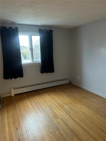 $255,000 | 40 Flagstaff Drive, Irondequoit, NY 14622