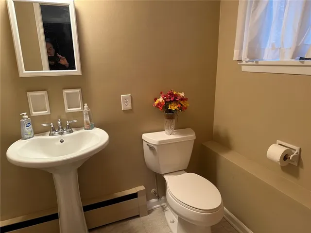 $255,000 | 40 Flagstaff Drive, Irondequoit, NY 14622