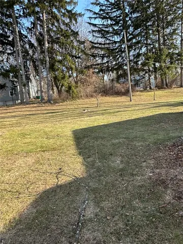 $255,000 | 40 Flagstaff Drive, Irondequoit, NY 14622