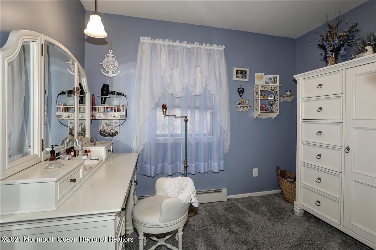 322 South Stump Tavern Road Jackson, NJ 08527 - Photo 22 of 47 Princess Bedroom #2
