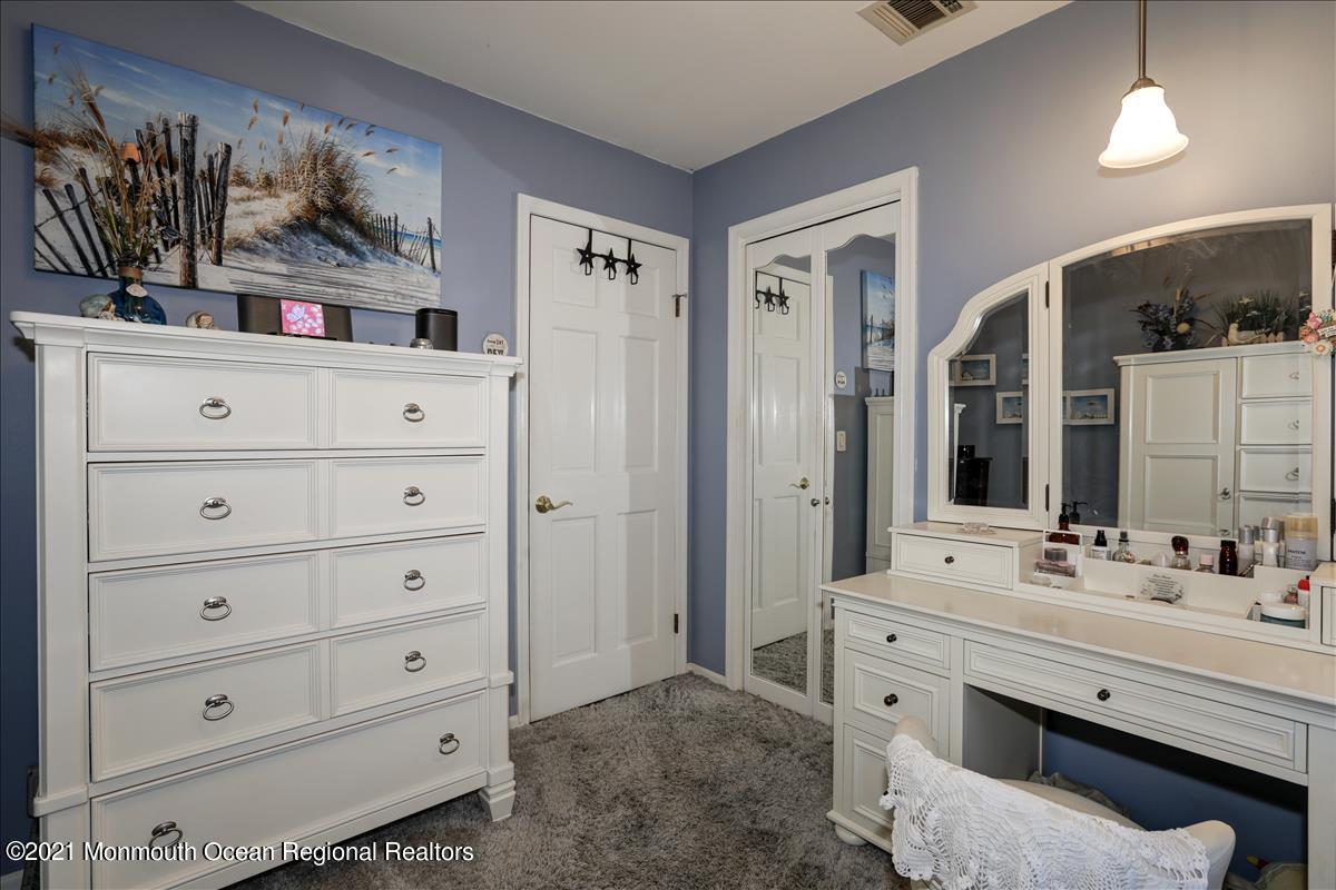 322 South Stump Tavern Road Jackson, NJ 08527 - Photo 23 of 47 Princess Bedroom #2