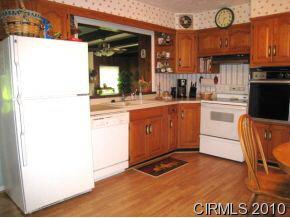 2035 West Weaver Road Marion, IN 46952 - Photo 3 of 11 Gallery Image 3